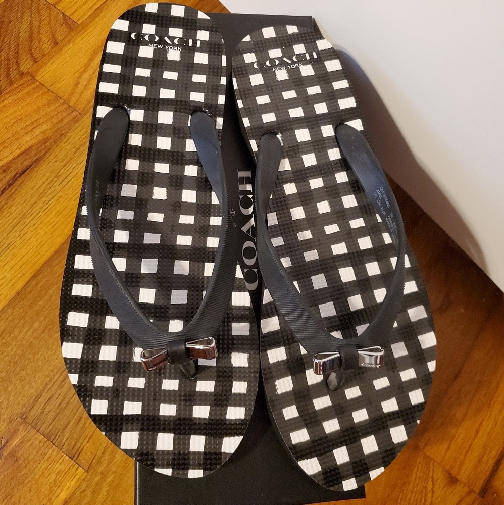 Coach flip flops